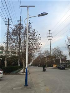 太阳能路灯安装视频,从基础到完成