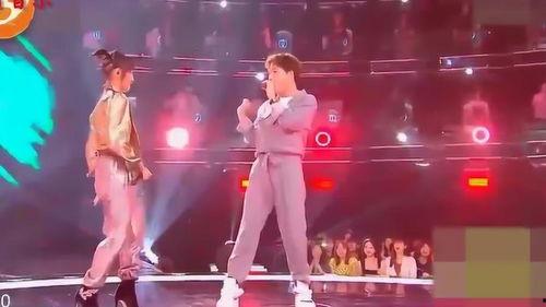 一个人跳舞视频,捕捉舞者风采的精彩瞬间