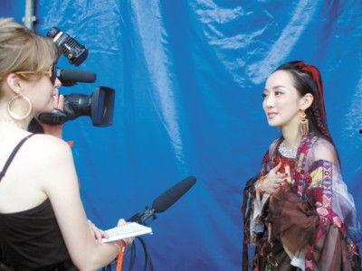 萨顶顶万物生视频,探寻生命之源的奇幻之旅