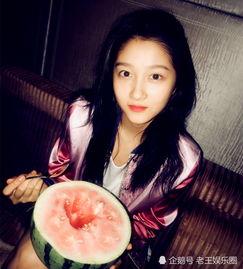 吴佳怡吃瓜爆料图片,揭秘娱乐圈幕后真相