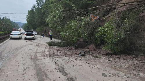 山体滑坡视频,惊心动魄！山体滑坡现场直击