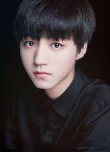 吃瓜爆料李现王俊凯视频,吃瓜群众热议幕后真相