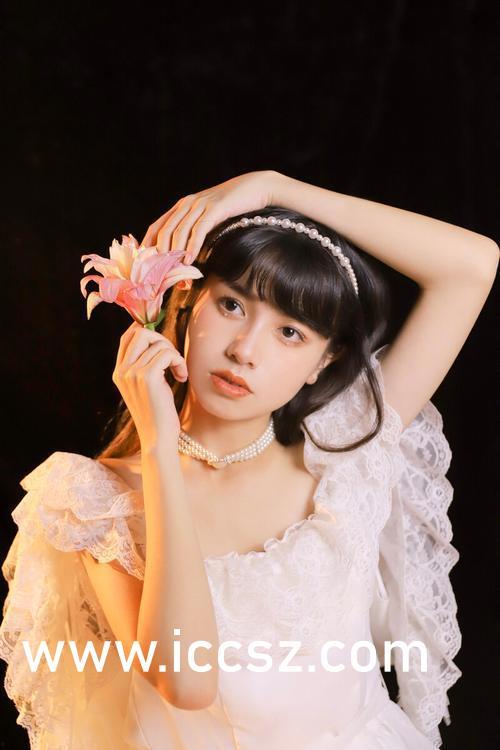 黑料门独家爆料吃瓜免费,揭秘娱乐圈惊天大瓜，免费吃瓜盛宴来袭！