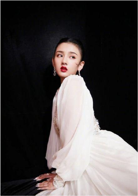 宋祖儿吃瓜爆料,娱乐圈幕后真相大揭秘