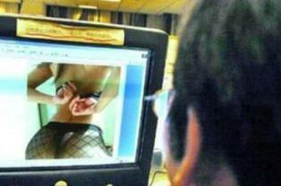 成人色情免费视频,暗流涌动的网络世界